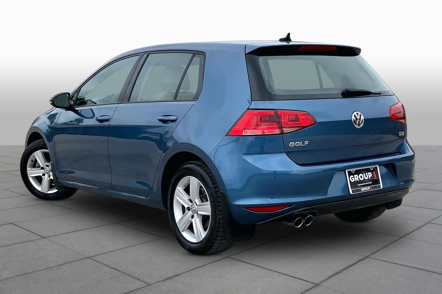 Used 2017 Volkswagen Golf Wolfsburg Edition FWD image 12