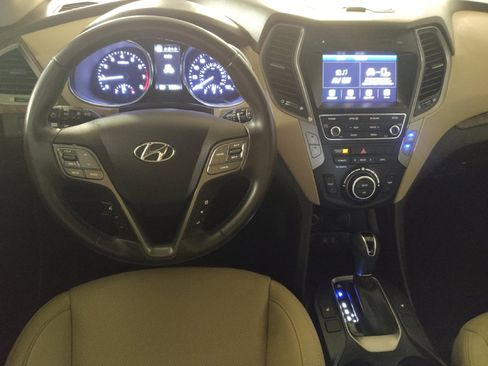 Used 2018 Hyundai Santa Fe Sport FWD image 22