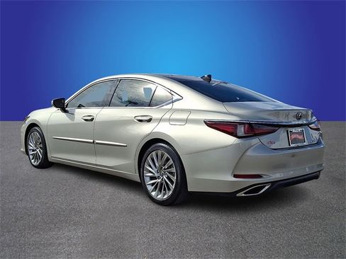 Used 2019 Lexus ES 350 Ultra Luxury image 7