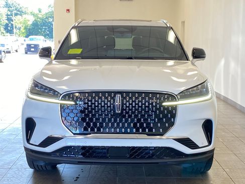 New 2026 Lincoln Aviator Reserve AWD/4WD image 3