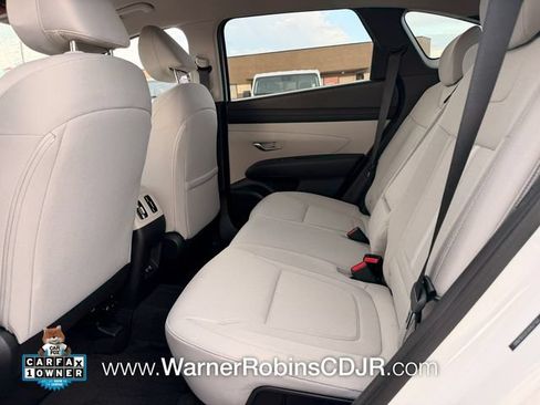 Used 2025 Hyundai Tucson SEL FWD image 6