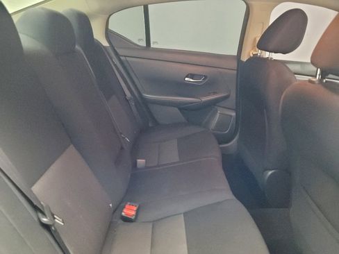 Used 2022 Nissan Sentra SV w/ All-Weather Package FWD image 19