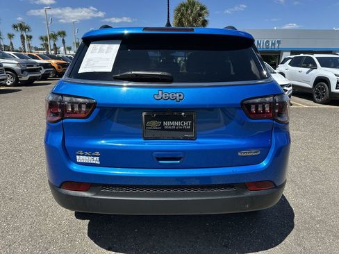 Used 2024 Jeep Compass Latitude AWD/4WD image 15