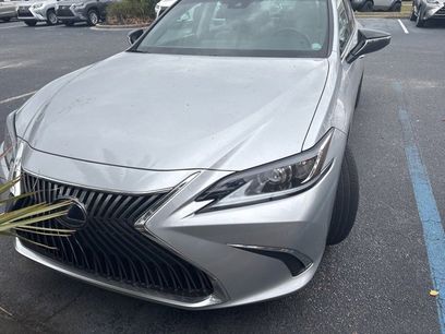 Used 2021 Lexus ES 300h w/ Premium Package