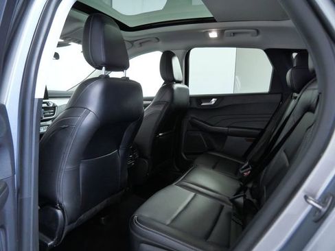 Certified 2022 Ford Escape SEL w/ Technology Package AWD/4WD image 13