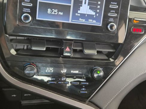 Used 2024 Toyota Camry SE FWD image 34