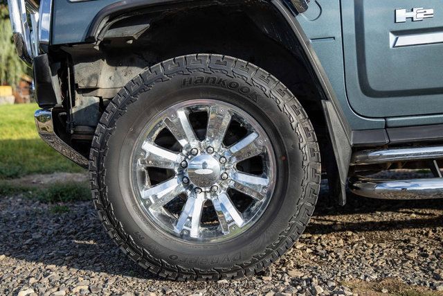 Used 2005 HUMMER H2 w/ Preferred Equipment Group AWD/4WD image 4