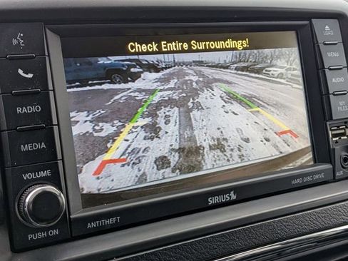 Used 2018 Dodge Grand Caravan SXT image 20