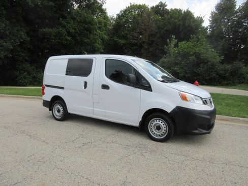 Used 2018 Nissan NV200 S w/ Cruise Control Package FWD image 4