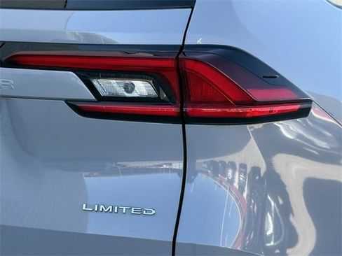 Used 2025 Toyota Grand Highlander AWD Hybrid image 7