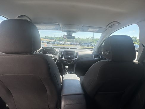 Used 2022 Chevrolet Equinox LT FWD image 12