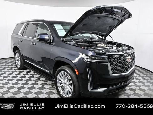 Certified 2023 Cadillac Escalade Premium Luxury image 39