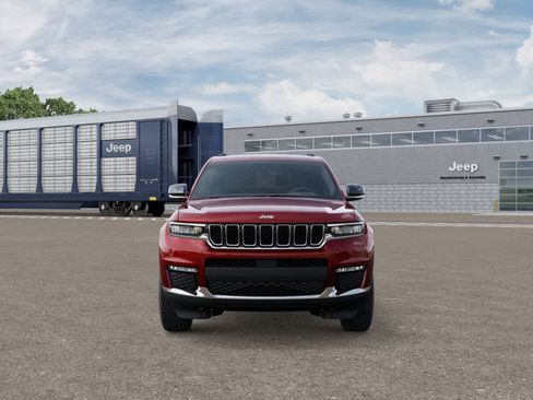 New 2025 Jeep Grand Cherokee L Limited image 6