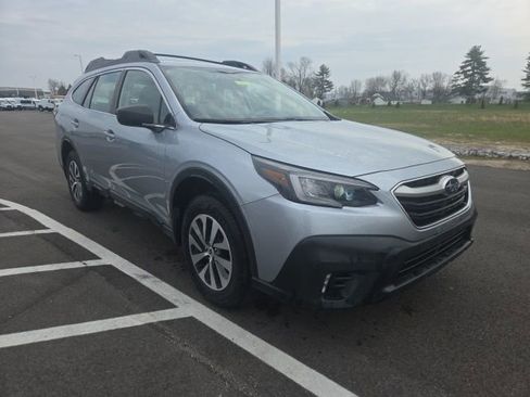Used 2022 Subaru Outback 2.5i image 1
