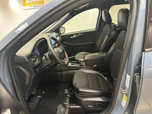 Used 2024 Ford Escape ST-Line w/ Tech Pack #1 AWD/4WD image 6
