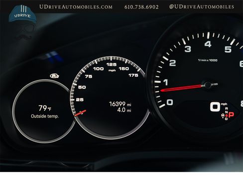 Used 2022 Porsche Cayenne AWD/4WD image 32