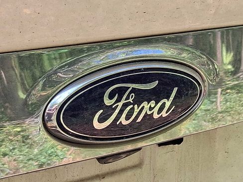 Used 2015 Ford Escape Titanium AWD/4WD image 4