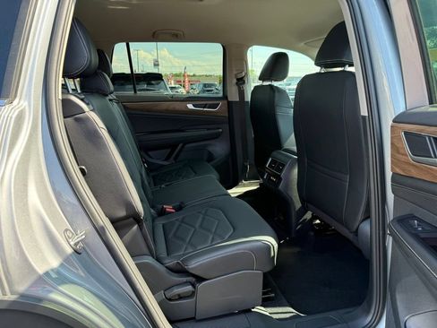 Used 2026 Volkswagen Atlas SE AWD/4WD image 10