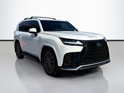 Used 2023 Lexus LX 600 F Sport image 7