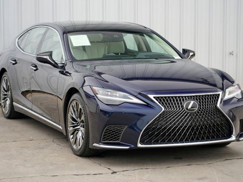 Used 2022 Lexus LS 500 image 56