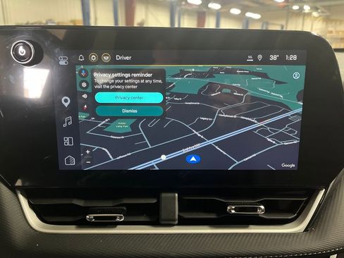 New 2026 Chevrolet Equinox LT w/ Convenience Package II AWD/4WD image 19
