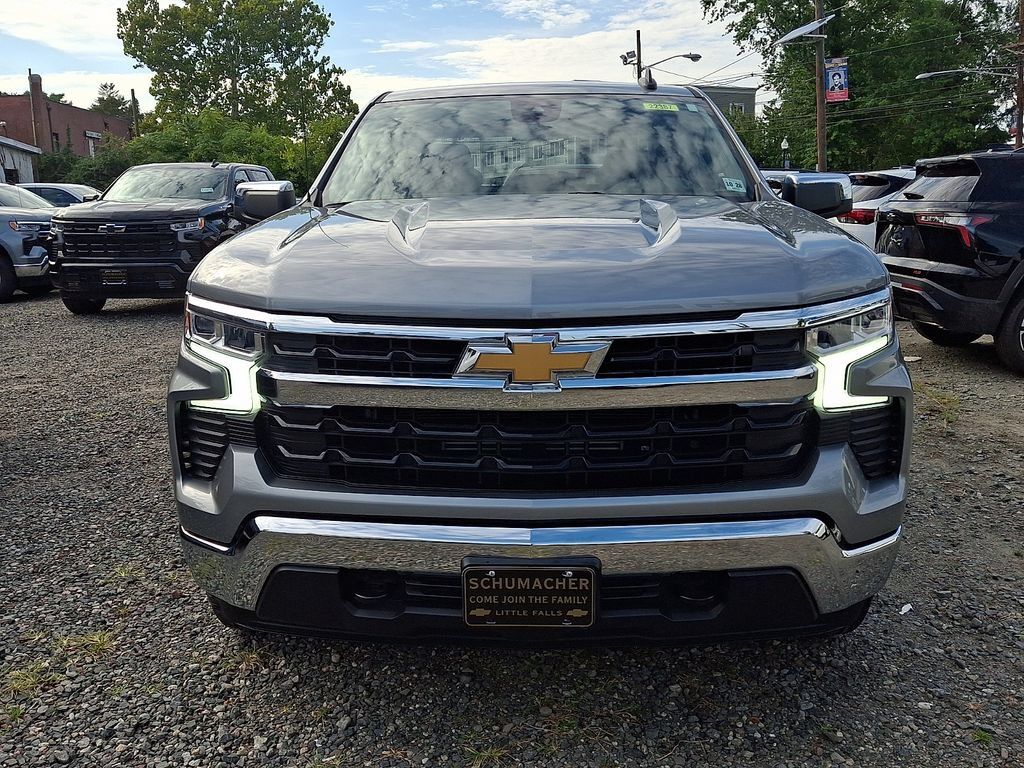 Certified 2024 Chevrolet Silverado 1500 LT AWD/4WD image 2