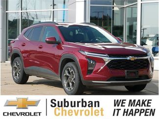 Used 2024 Chevrolet Trax LT image 1