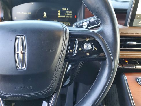 Certified 2023 Lincoln Aviator Reserve w/ Equipment Group 201A image 25