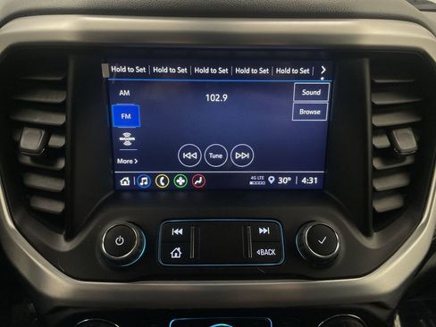 Used 2023 GMC Acadia SLE w/ Driver Convenience Package image 7