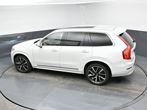 Used 2023 Volvo XC90 B5 Plus w/ Protection Package Premier image 11