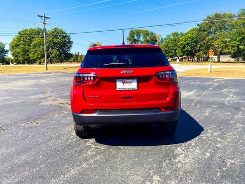 New 2025 Jeep Compass Latitude w/ Altitude Special Edition image 6