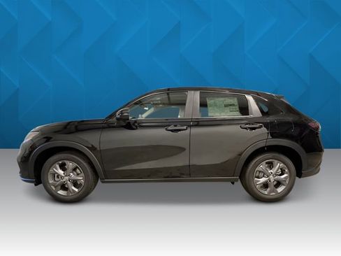 New 2026 Honda HR-V LX image 2