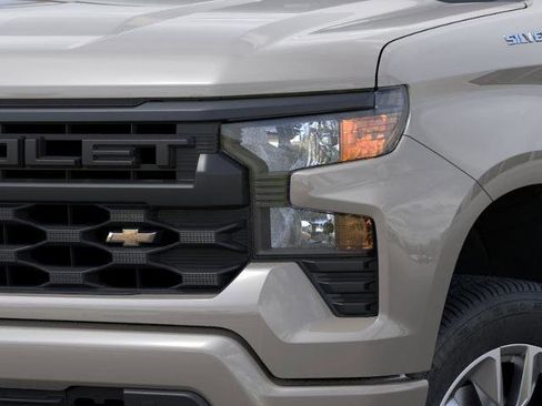 New 2026 Chevrolet Silverado 1500 Custom image 18