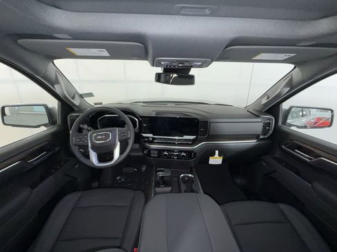 New 2026 GMC Sierra 1500 SLT image 23