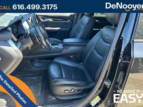 Used 2023 Cadillac XT6 Sport w/ Technology Package AWD/4WD image 7