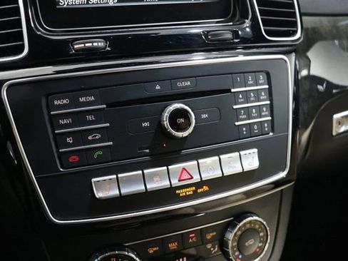 Used 2017 Mercedes-Benz GLS 450 4MATIC image 26