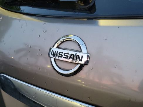 Used 2012 Nissan Rogue S FWD image 4
