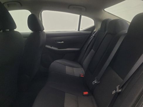 Used 2020 Nissan Sentra SV FWD image 18