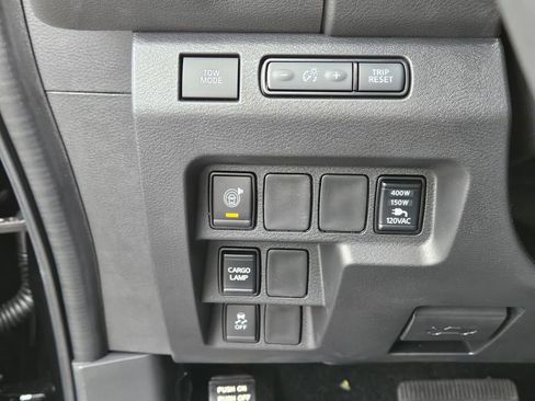 New 2026 Nissan Frontier SV w/ SV Convenience Package AWD/4WD image 31