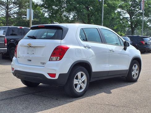 Used 2019 Chevrolet Trax LS FWD image 5