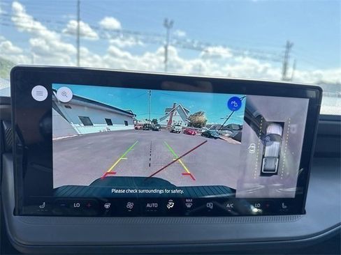 New 2025 Ford Maverick Lobo image 26