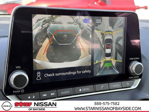 Certified 2022 Nissan Sentra SR w/ Trunk Package image 21