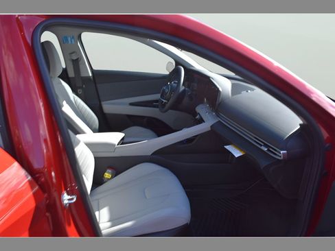 New 2026 Hyundai Elantra Limited FWD image 14