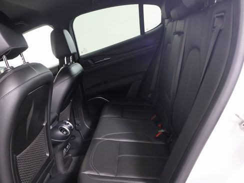 Used 2022 Alfa Romeo Stelvio Sprint image 22