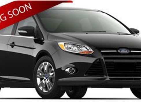 Used 2012 Ford Focus SEL w/ SEL/Titanium Winter Pkg FWD image 1