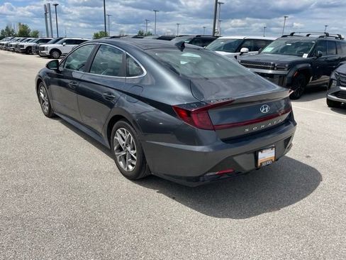 Used 2023 Hyundai Sonata SEL w/ Convenience Package FWD image 5