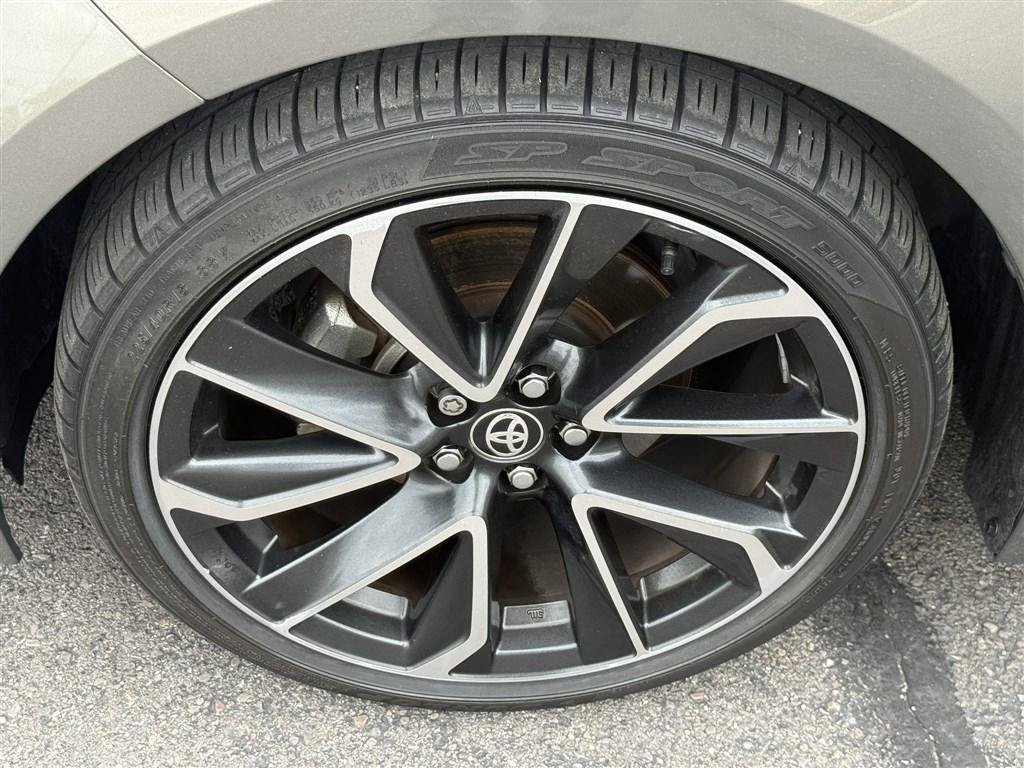 Used 2019 Toyota Corolla XSE FWD image 23