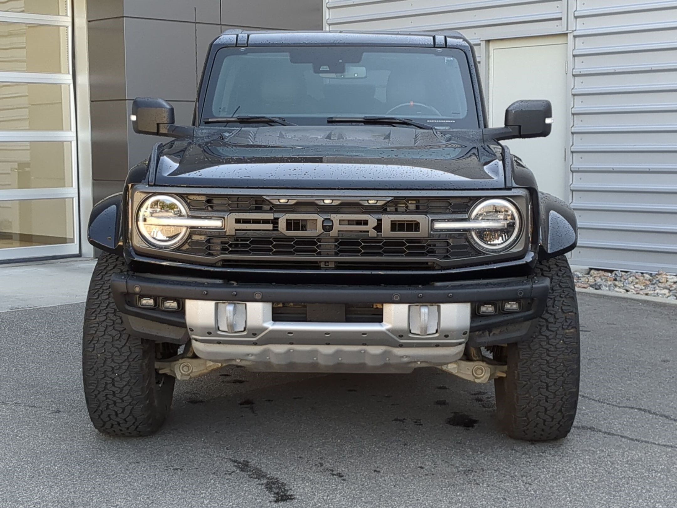 Used 2025 Ford Bronco Raptor w/ Interior Carbon Fiber Pack AWD/4WD image 2