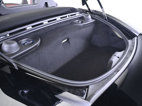 Used 2022 Porsche 718 Boxster Spyder image 18