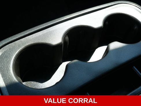 Used 2018 Chevrolet Silverado 1500 LT w/ All Star Edition AWD/4WD image 26